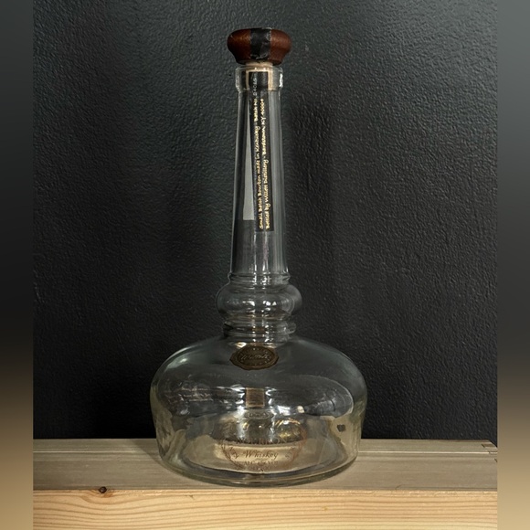 Willet Pot Still Reserve Bourbon EMPTY BOTTLE - Picture 2 of 5